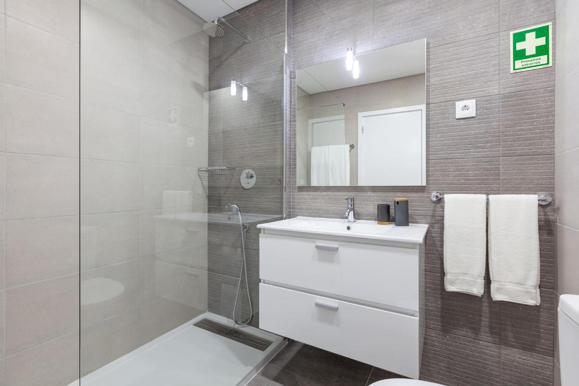 Liberta Lodge Apartment - Minho'S Guest Braga Ngoại thất bức ảnh